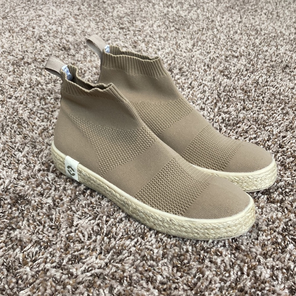 Nalho Taj yoga mat Espadrille Woman’s Sneaker with box size 7 - Picture 4 of 10